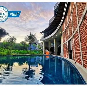 *** Hotel Atom Phuket -sha Thailand